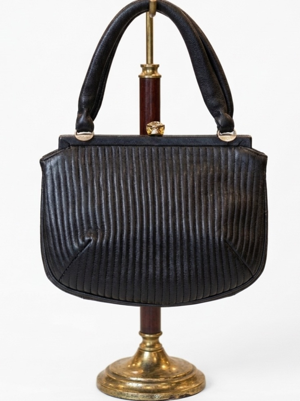 VINTAGE LITTLE BLACK LEATHER HAND BAG